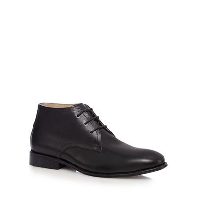 Black grained leather chukka boots